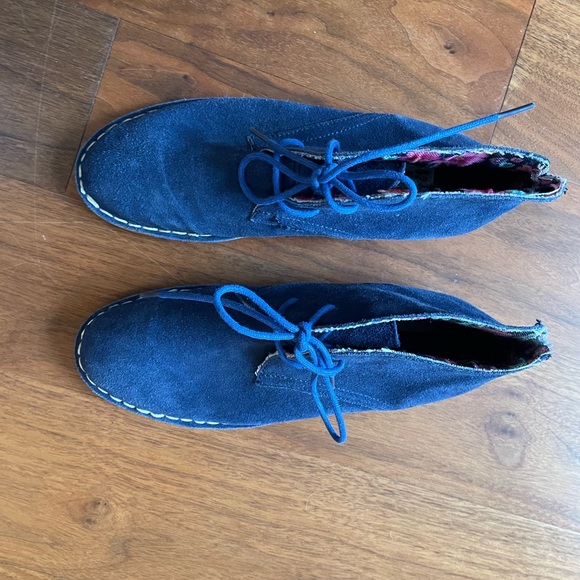 Leather Suede Soft Moc High Top Shoe or Bootie - Picture 3 of 6